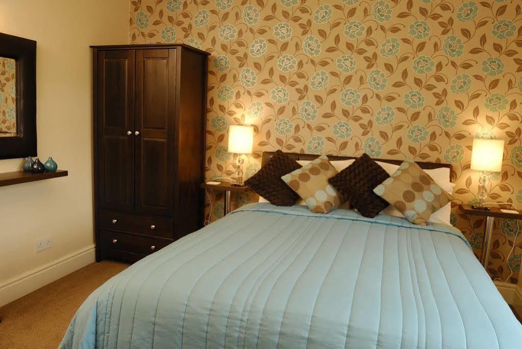 Отель Thornbank House Offering Breakfast And With The Use Of Free Local Health Club Уиндермир Экстерьер фото